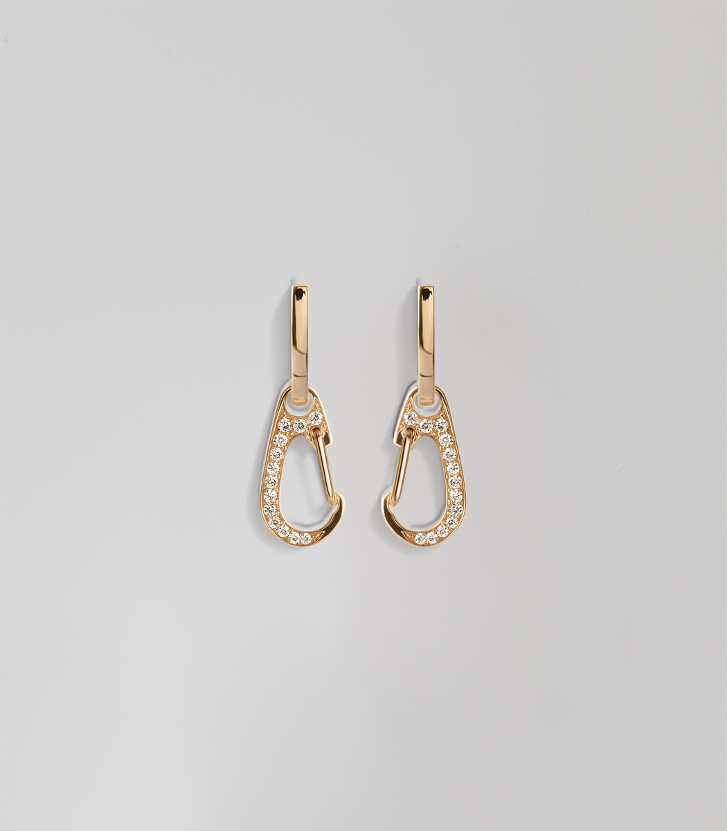 Carabiner earrings diamond pavé