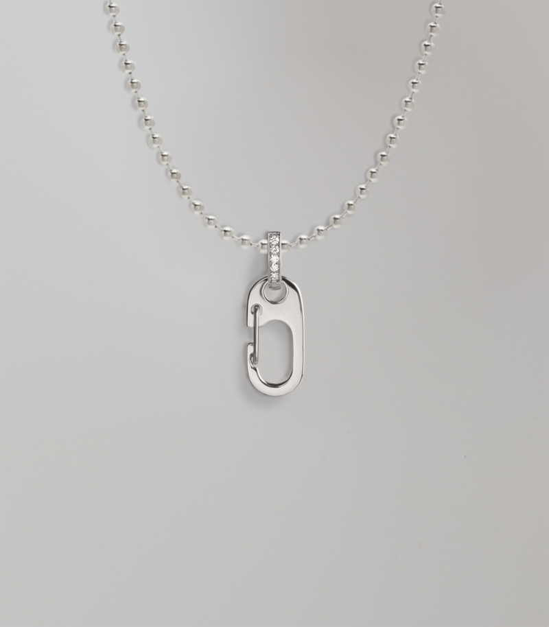 Necklace with carabiner pendant - White Gold